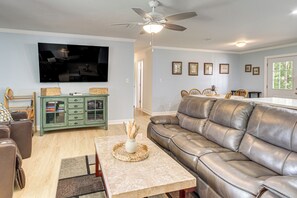 บ้านพัก (4 Bedrooms) | ภายใน