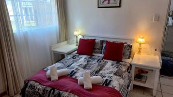 Standard Apartment, Patio, Canal View | WiFi (free)