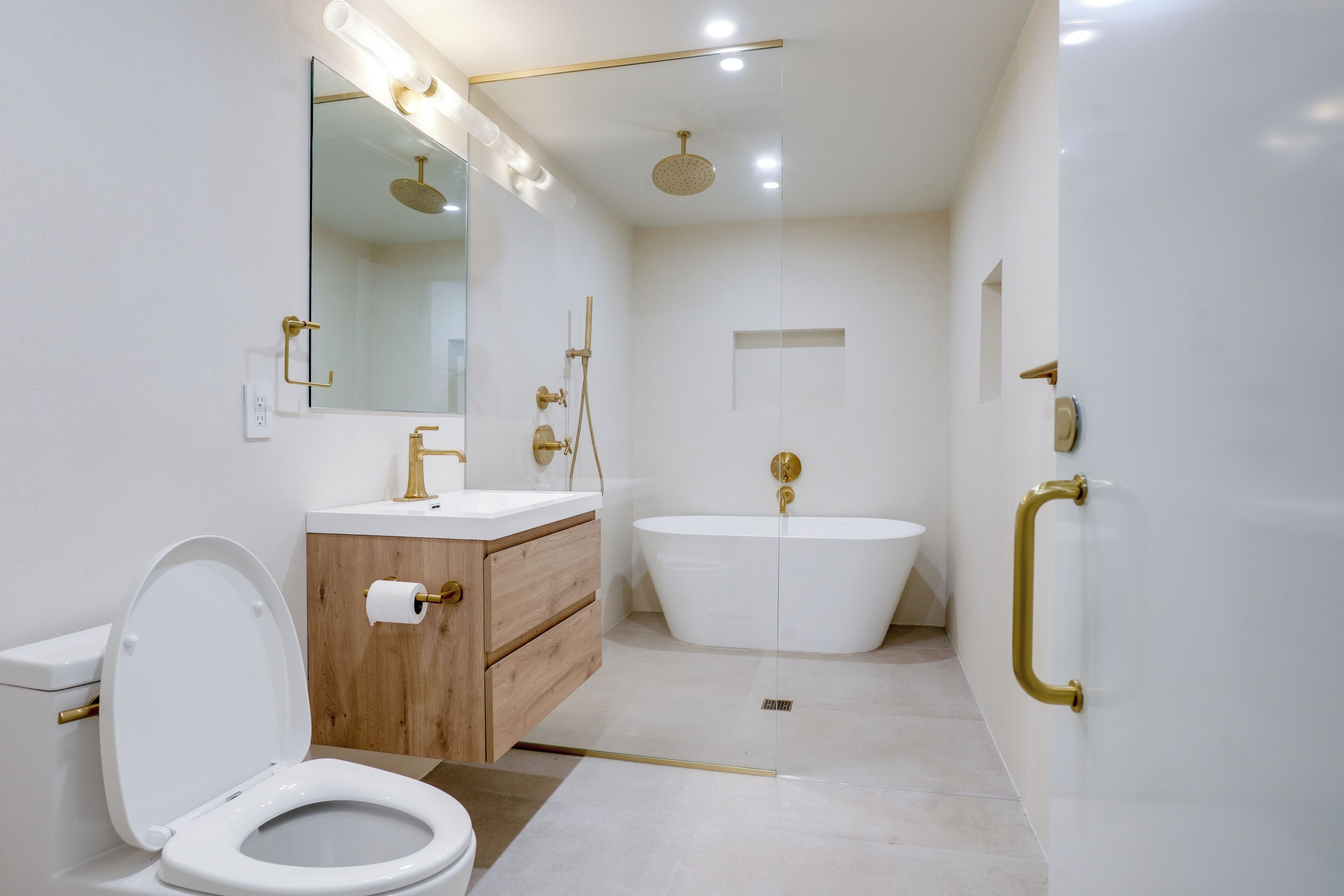 Rumah (6 Bedrooms) | Interior