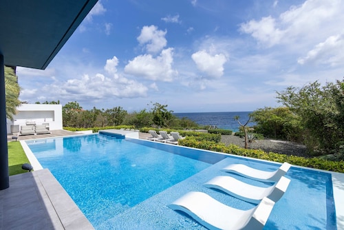 Villa Coral Breeze - Paradise at Coral Estate