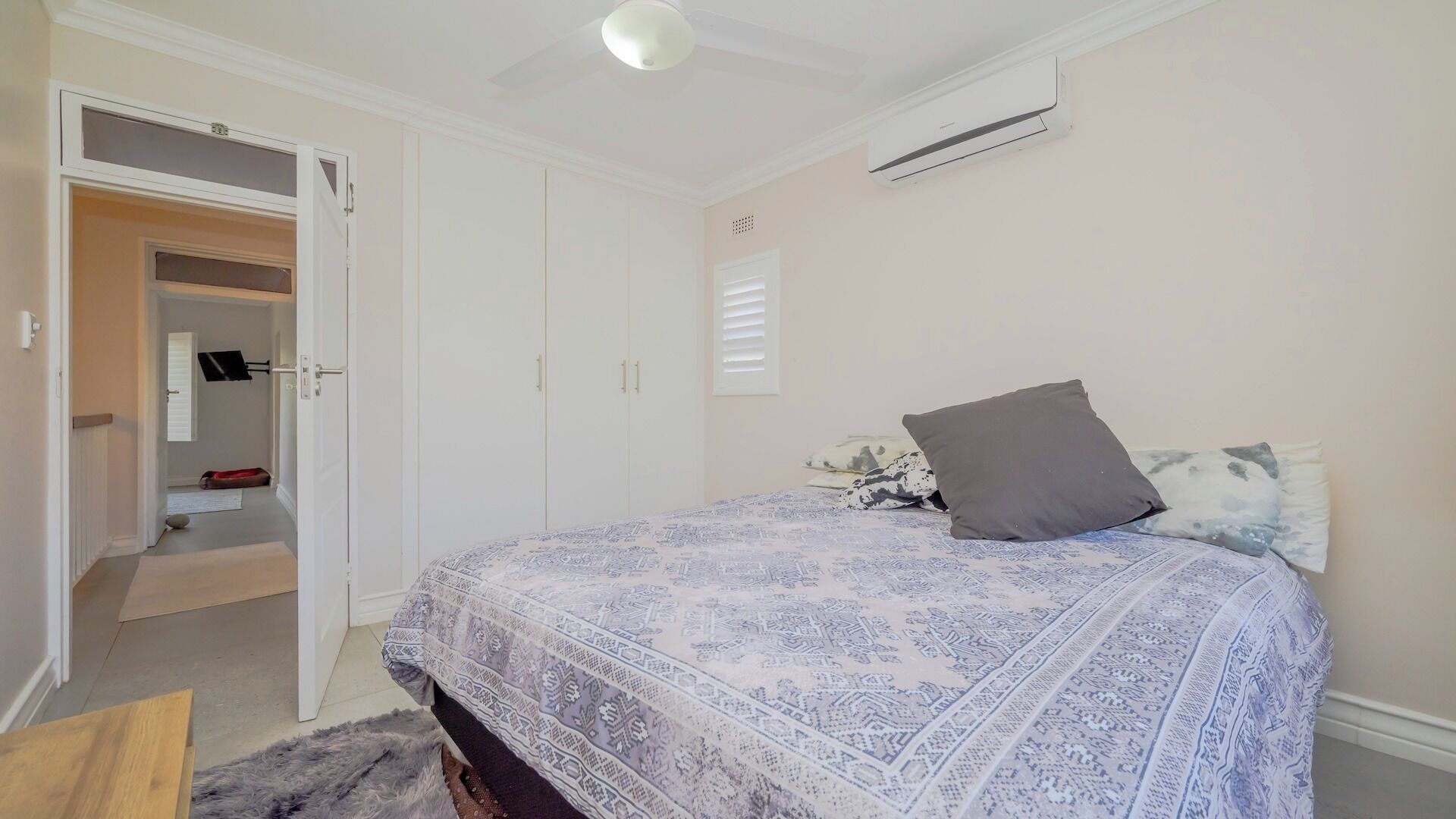 3 bedrooms