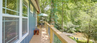 On-site Trout Stream & Fire Pit! Murphy Tiny Home