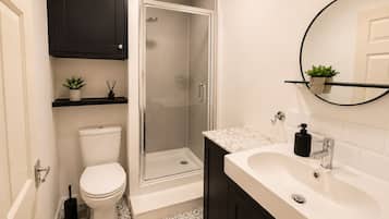 Comfort Studio | Bathroom