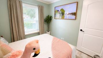 3 bedrooms, WiFi, bed sheets