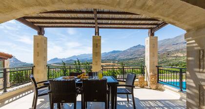 Thalia, Traditional Stone Villa, Intimate Spaces & Private Pool, Family Friendly