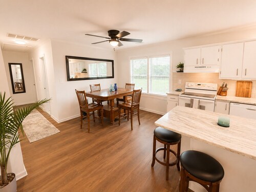 3-bedroom house near Beaufort with private yard