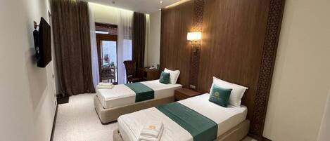 Twin Room, Courtyard View