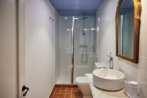 Apartamento superior, vistas al viñedo | Baño