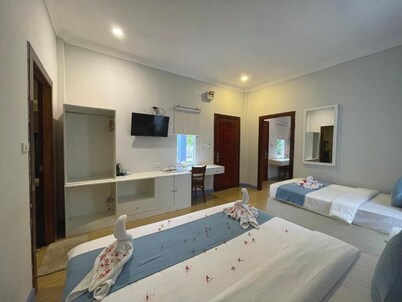 Scarlet Sails Resort Koh Rong