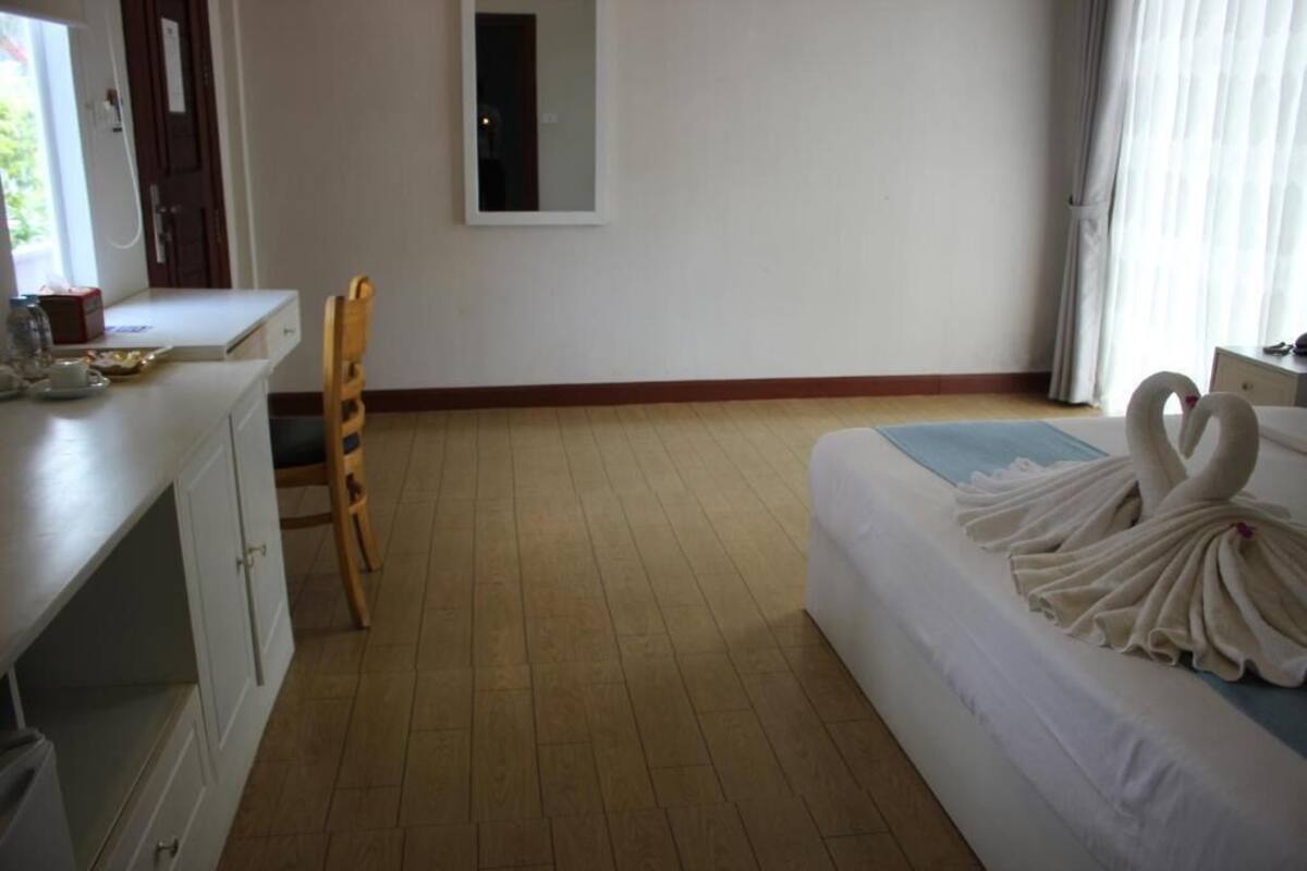 Superior Double Room, Balcony, Garden View | In-room safe, desk, laptop workspace, WiFi (free)