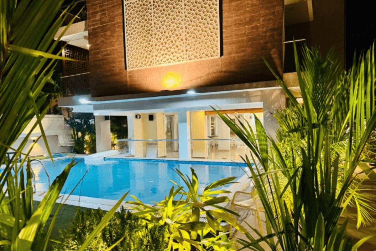 Outdoor pool