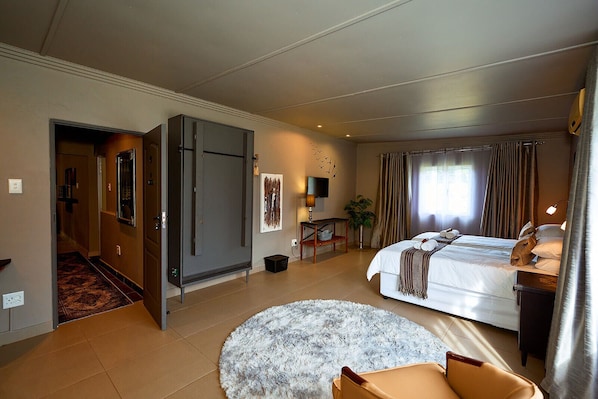 Deluxe Double or Twin Room, Patio, Garden View