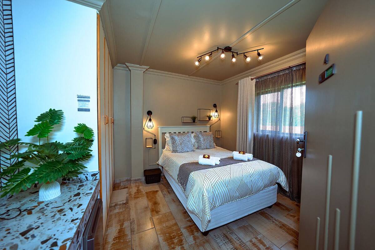 Basic Double Room
