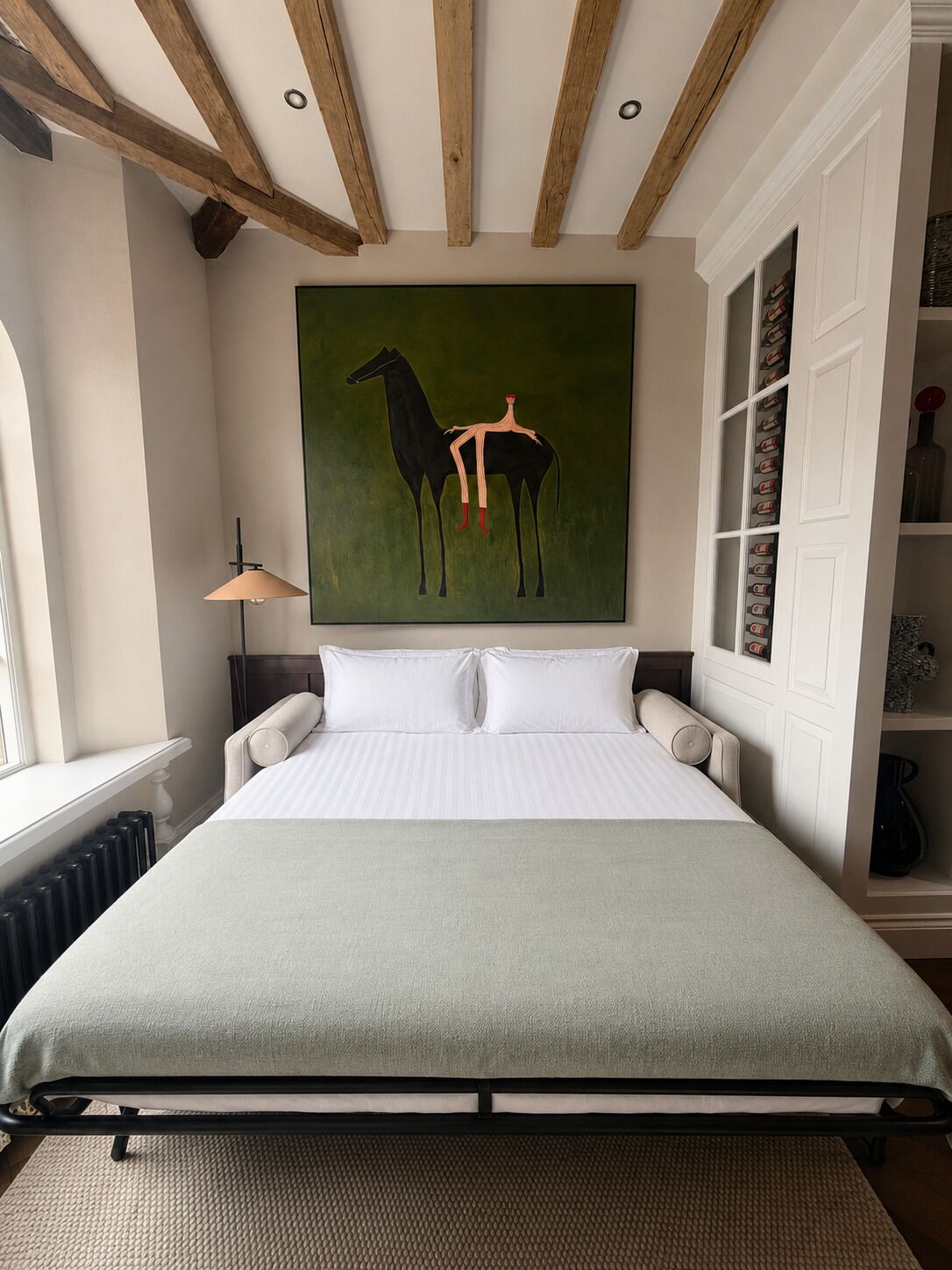 Apartamento luxo, 2 quartos | Ferros/tábuas de passar roupa, Wi-Fi de cortesia