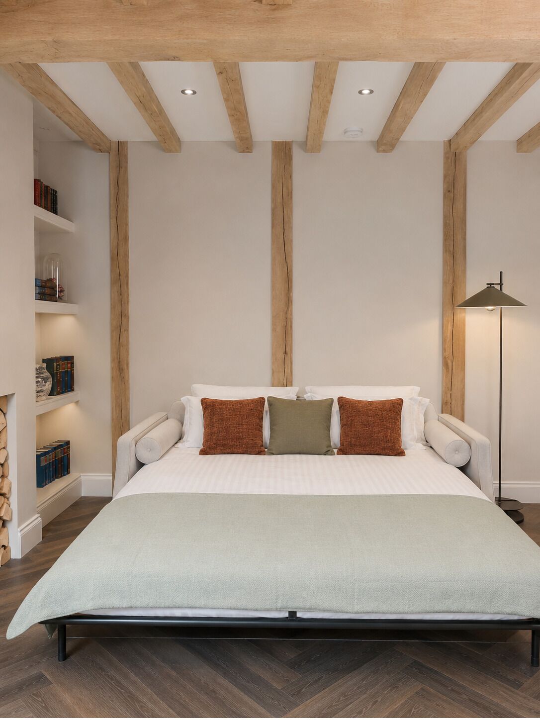 Apartamento superior, 2 quartos | Ferros/tábuas de passar roupa, Wi-Fi de cortesia
