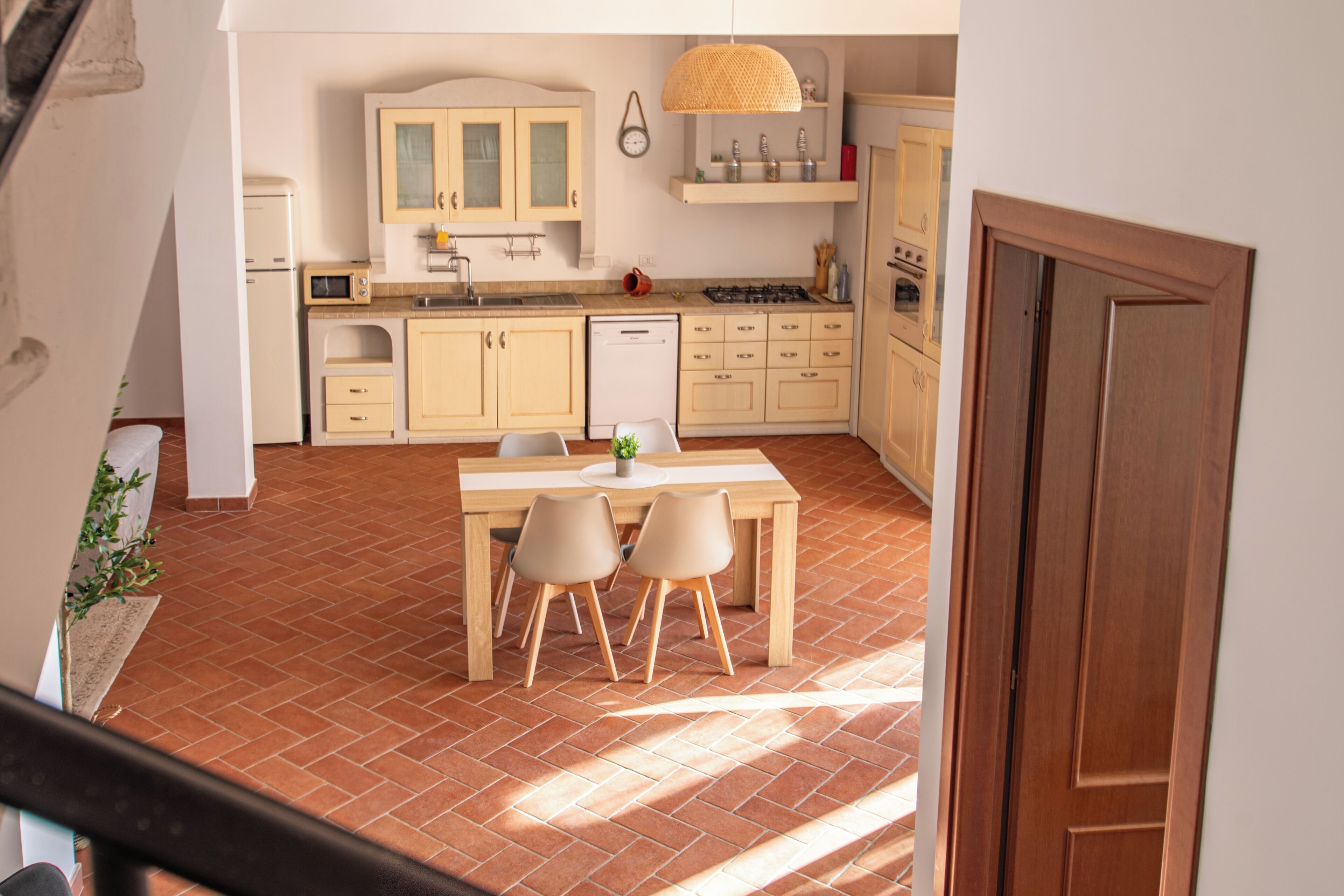 Villa (1 Bedroom) | Cocineta privada | Cafetera de espresso, microondas, horno y parrilla de estufa 