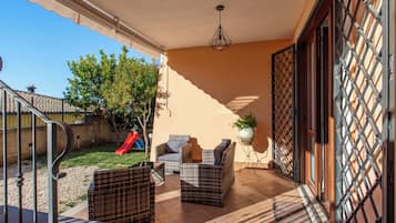 Villa (1 Bedroom) | Terrace/patio