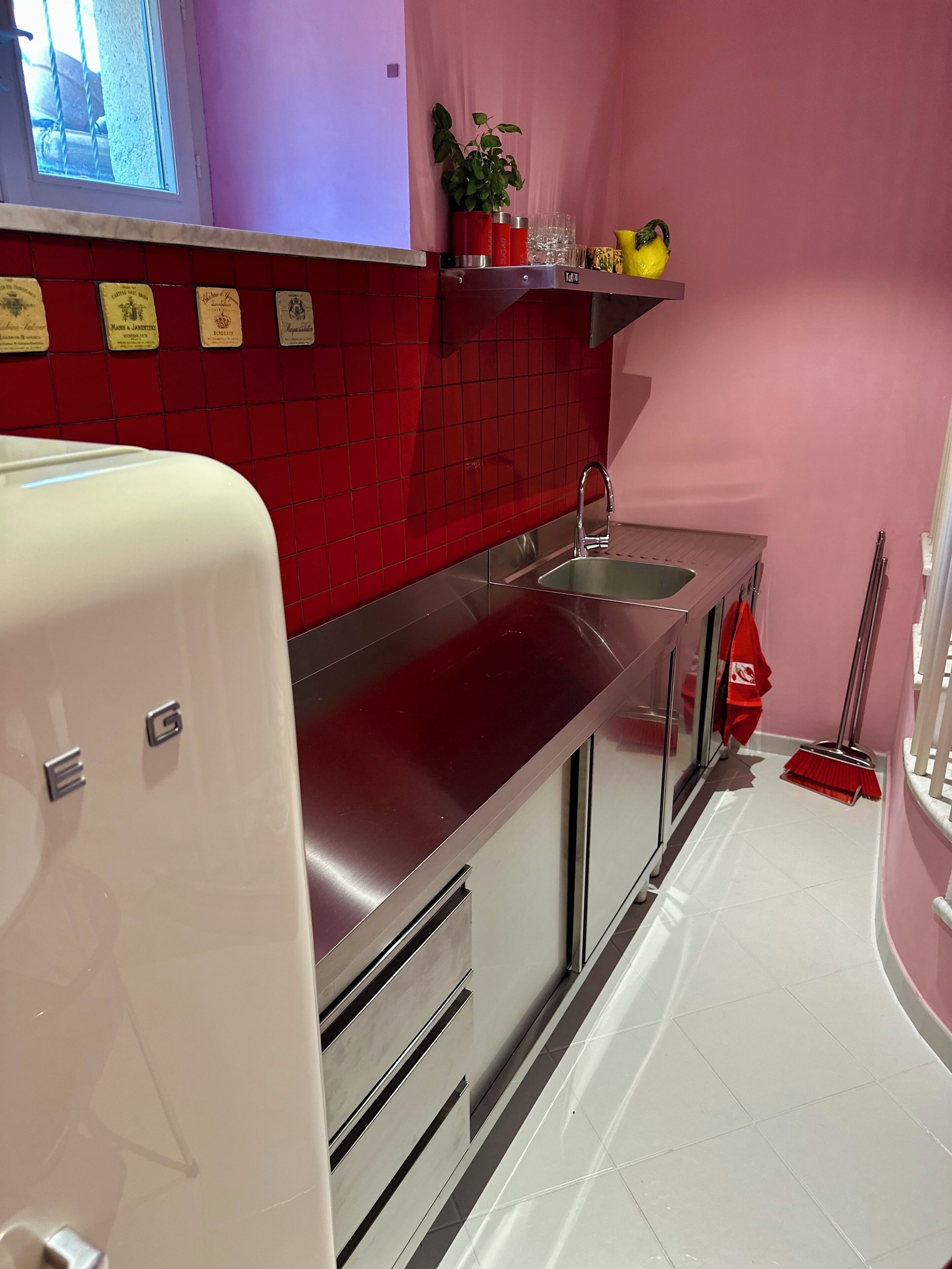 Apartment (2 Bedrooms) | Private kitchen | Espresso maker, microwave