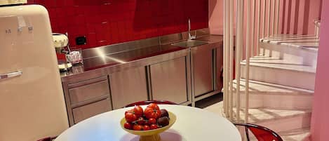 Apartment (2 Bedrooms) | Private kitchenette