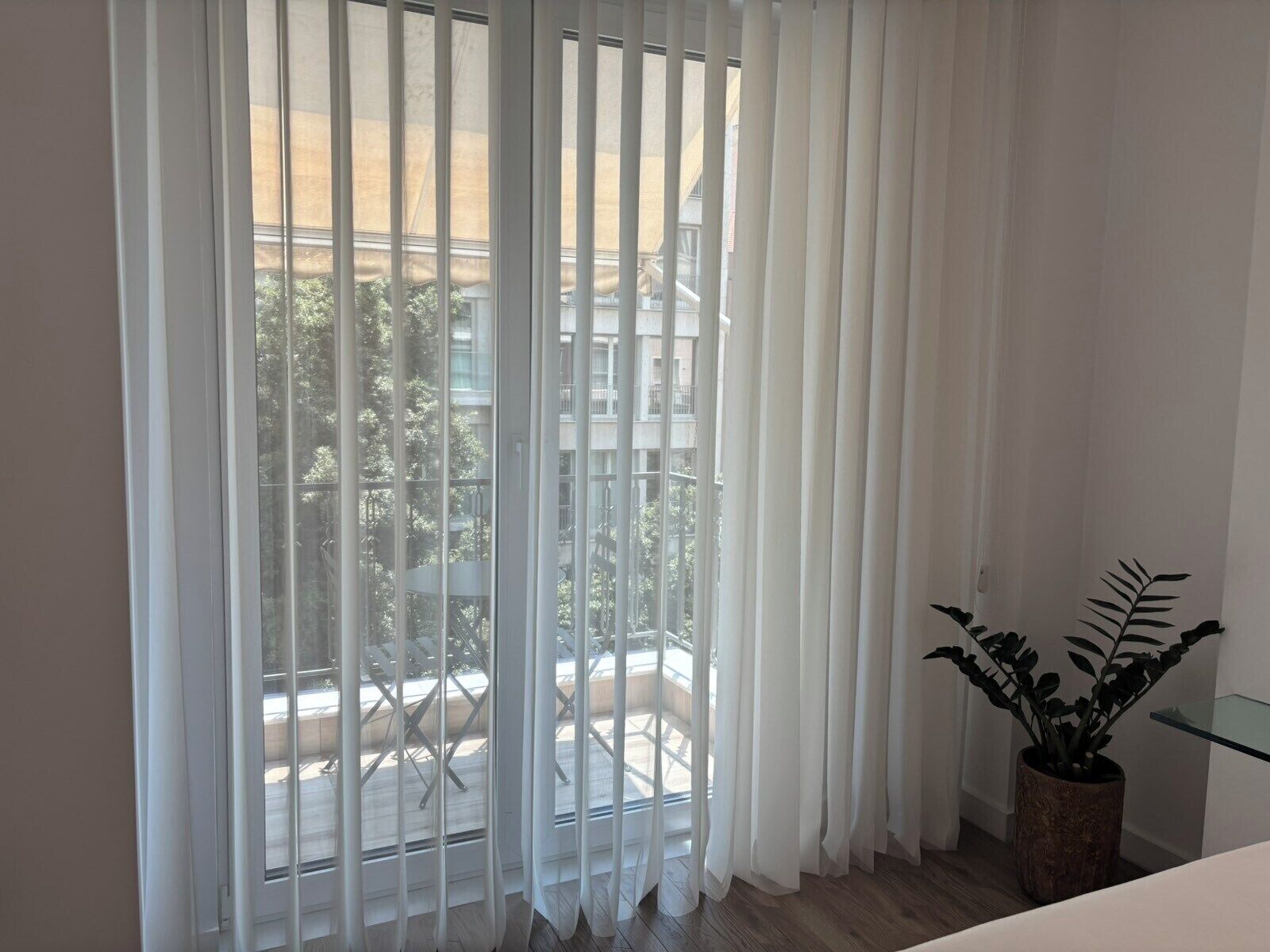 Deluxe Double Room, Balcony, City View | Room amenity