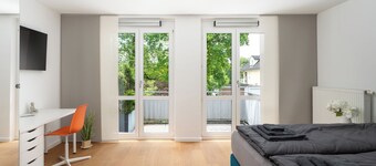 Nice Home with Garden / Near the Munich Trade Fair Center: 6 Bedrooms and 2 Bathrooms with Garden