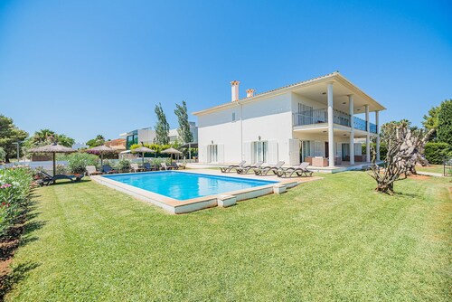 Villa With Pool Near Beach in Mallorca