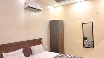 Deluxe Room, City View