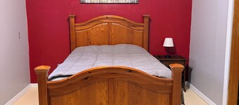 Cozy 1-bedroom cabin in serene Conrath with AC