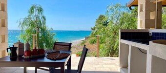 Apartment 'Cala Galatea 2' with Sea View, Private Terrace and Wi-Fi