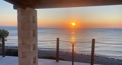 Apartment 'Cala Galatea 3' with Sea View, Private Terrace and Wi-Fi