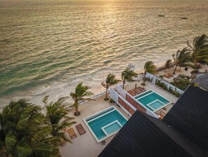 Pool - Beachfront Bliss at Solymar Villa 2 – Modern Comfort with Stunning Ocean Views (Jambiani)