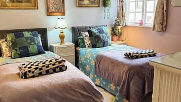 Desk, iron/ironing board, travel crib, WiFi