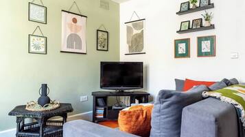 TV, books