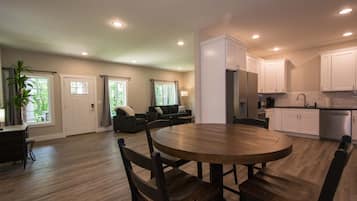 House | 1 bedroom, high-speed internet
