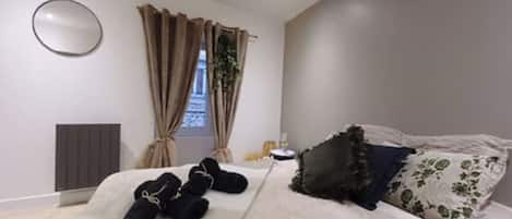 1 bedroom, iron/ironing board, bed sheets