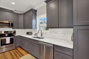 Private kitchen - My Blue Haven: 4BR Home (Tybee Island)