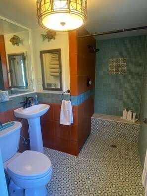 Bathroom - Colorful Country Studio (Sonoma)
