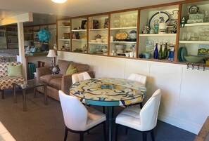 Dining - Colorful Country Studio (Sonoma)