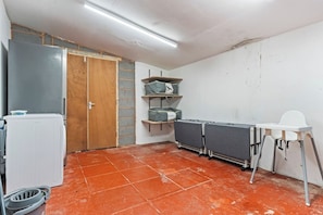Interior - #111 Farm Complex sleeps 23 (Blithbury)