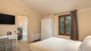 Soundproofing, iron/ironing board (on request), WiFi (free) - Agriturismo Tenuta i 4 venti (Fauglia)