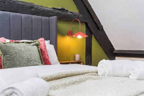#66 Beautiful cottage near Cannock Chase