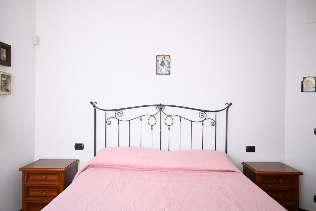 3 bedrooms