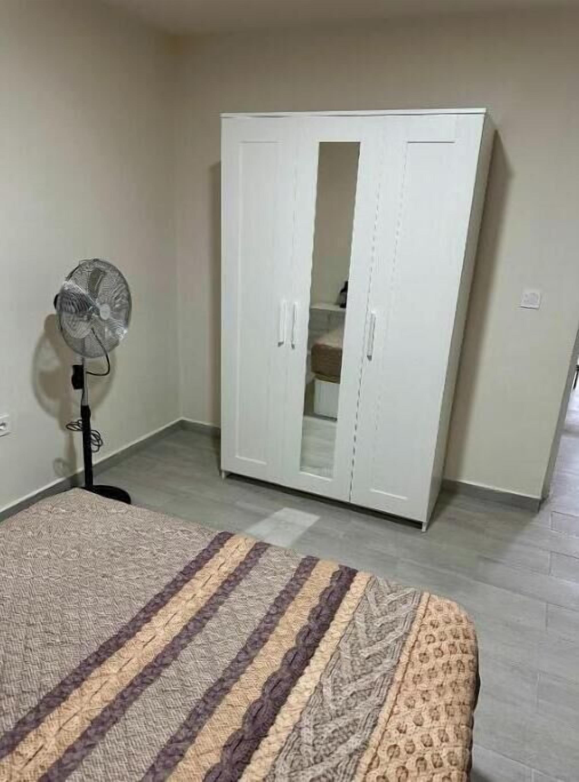 1 Schlafzimmer, Schreibtisch, Bügeleisen/Bügelbrett, kostenloses WLAN