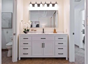 Bathroom - Palm Springs Retreat-Come and relax. (Palm Springs)