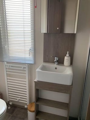 Towels, toilet paper