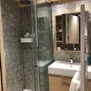 Bathroom - Vrbo Property (Landry)