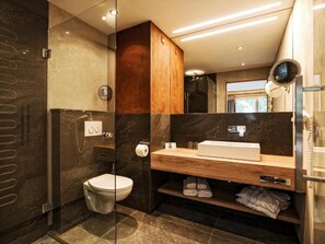 Classic Double Room, Balcony, Garden View | Bathroom - Hotel Bergkristall Zillertal-Adults Only (Hippach-Schwendberg)