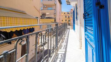 Apartment, Partial Ocean View | Property grounds