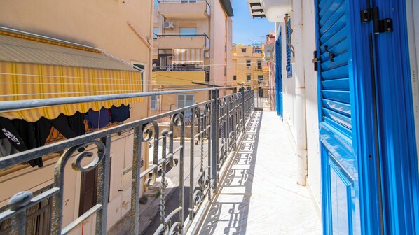 Apartment, Partial Ocean View | Property grounds