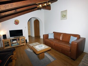 Fireplace - Cadras 23 Appartement/Fewo, Bad, WC, 1 Schlafraum 2 Zimmerwohnung - 4 Betten by Interhome (Tinizong)